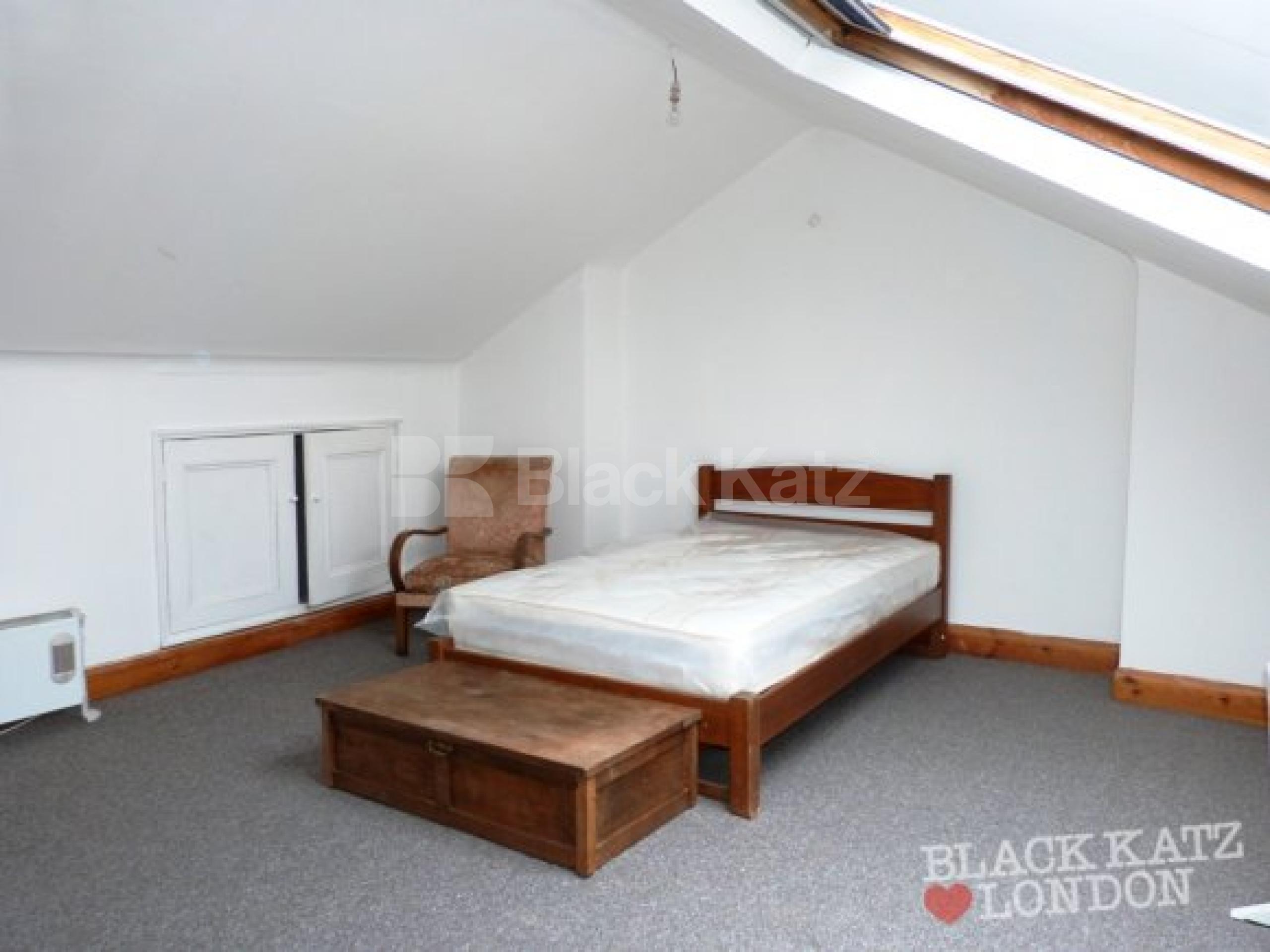 			INCLUSIVE OF COUNCIL TAX AND WATER!!, 2 Bedroom, 1 bath, 1 reception Flat			 Park Road, CROUCH END N8